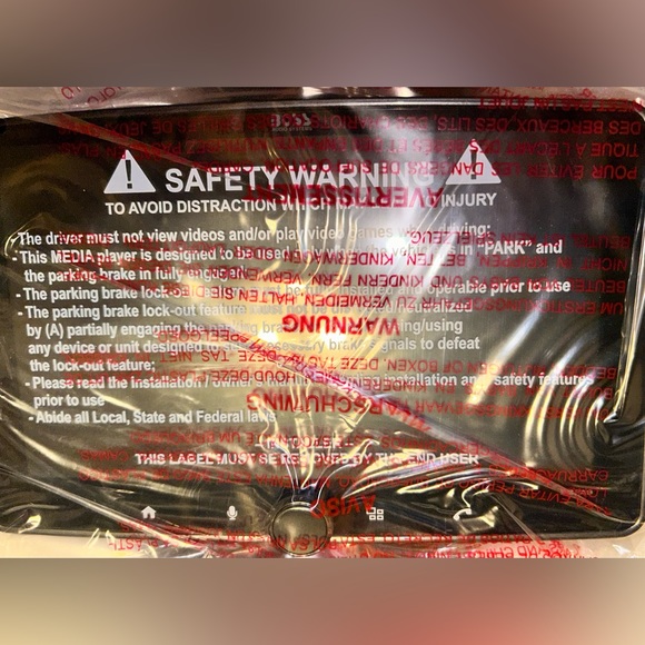 Detachable face car stereo - Picture 3 of 4